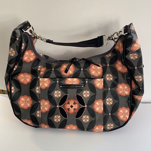 PETUNIA PICKLE BOTTOM TOURING TOTE DIAPER BAG - Picture 1 of 15